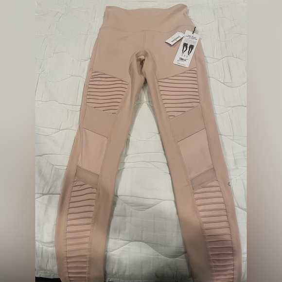 Alo Yoga High-Waist Moto Legging - Picture 4 of 4